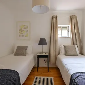 Apartment Downtown Santana, Lisbon